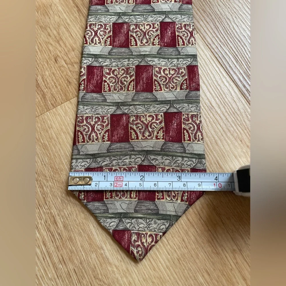 Etienne Aigner 100% silk tie burgundy red vintage